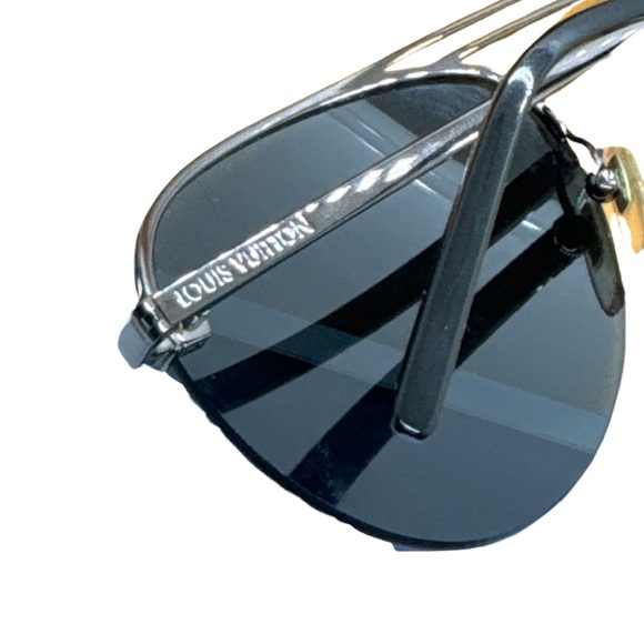 Louis Vuitton Sunglasses 😎 - Picture 4 of 12